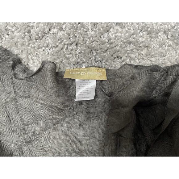 Women Scarf Gray Sequin Sparkly One Size 23in X 32 In Acrylic - Picture 5 of 11